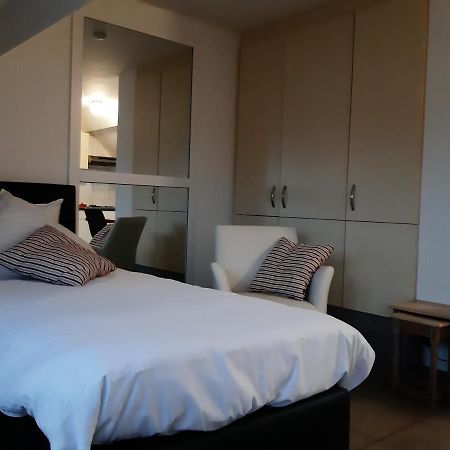 Logies Stienon Apartment บรัสเซลส์ ภายนอก รูปภาพ