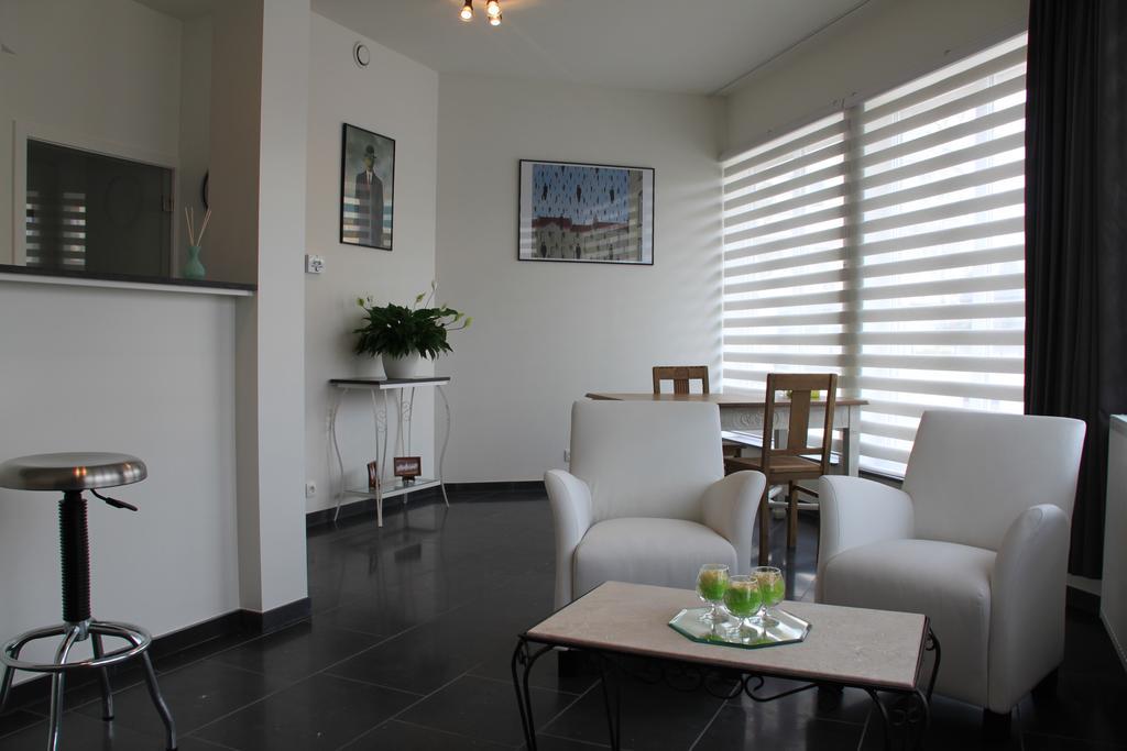 Logies Stienon Apartment บรัสเซลส์ ภายนอก รูปภาพ